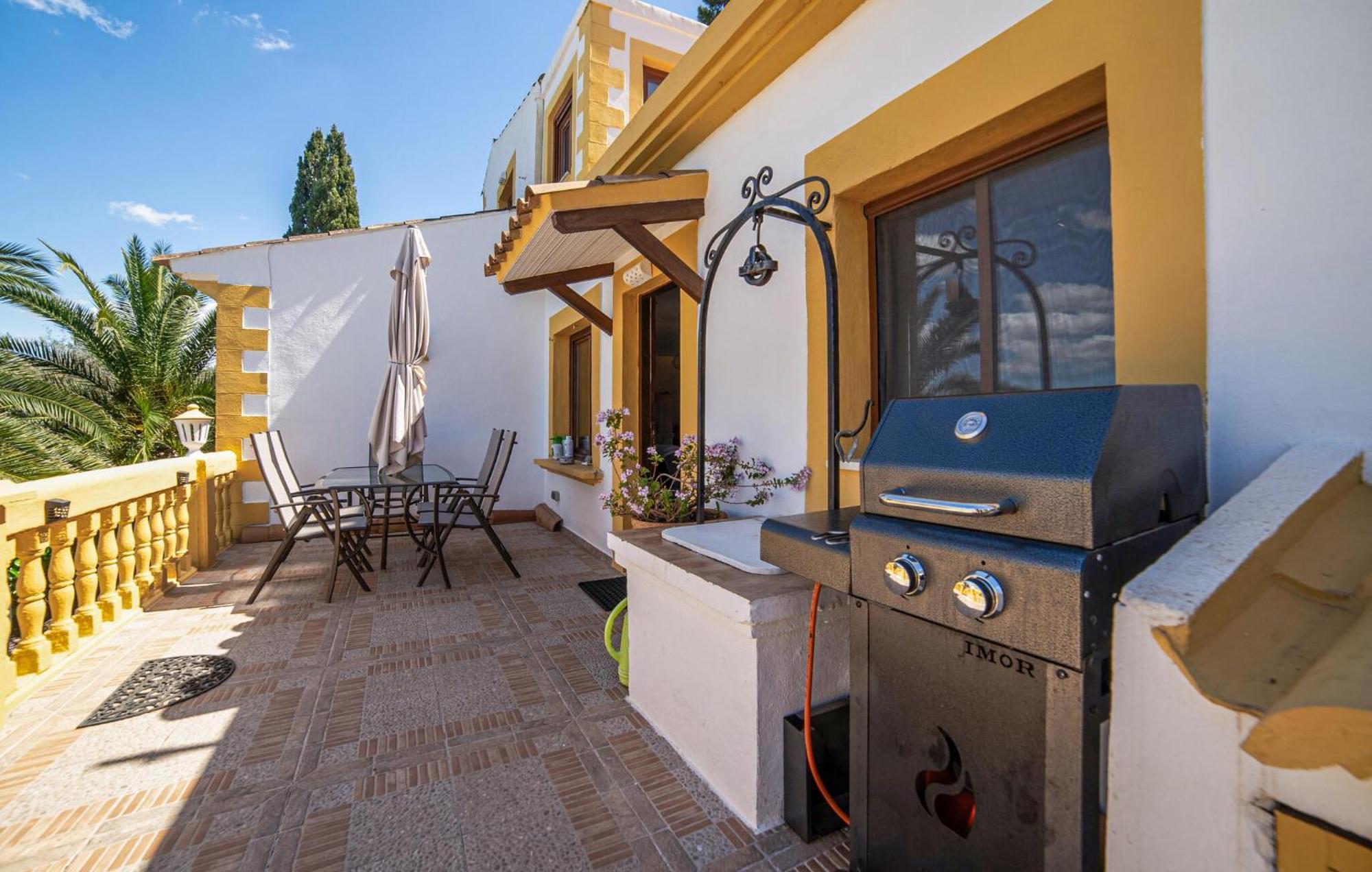 Ferienhaus In With Kitchen Montuïri